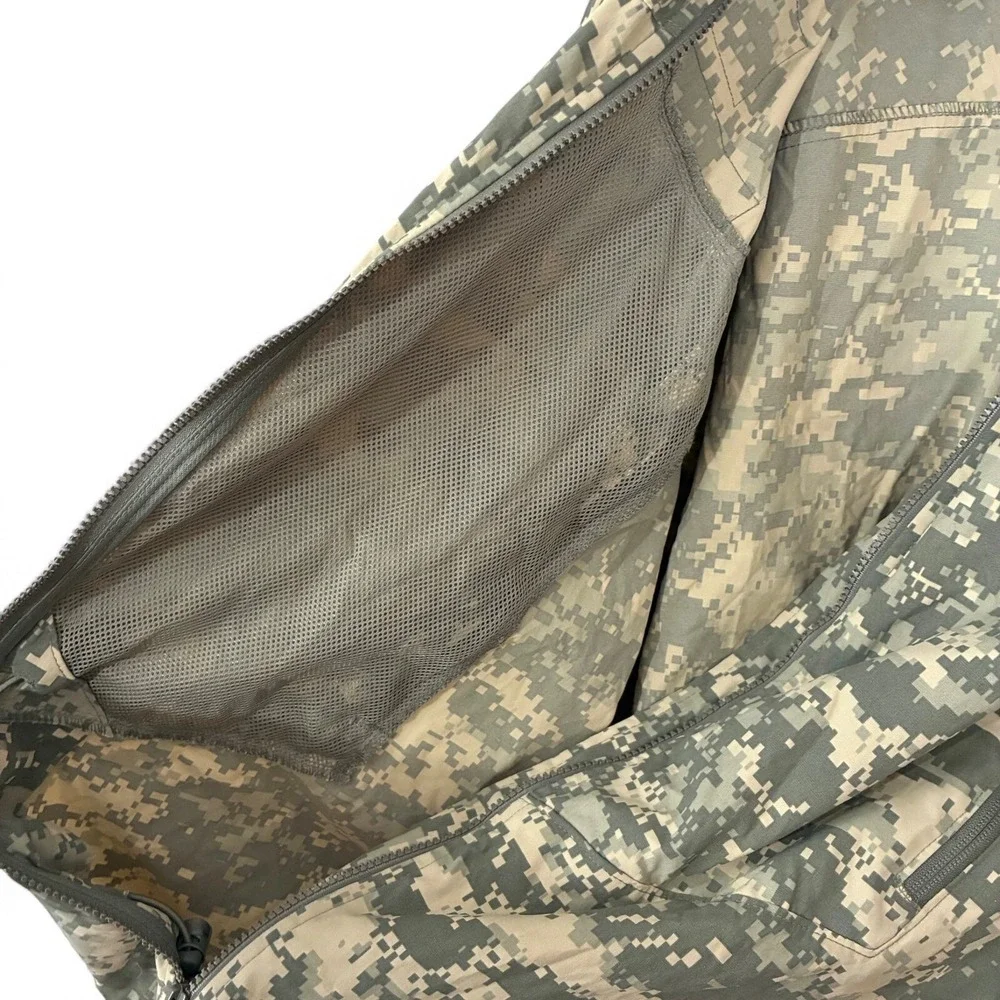 Official US Army Gen III Digital Camo Wind Jacket – Medium Long